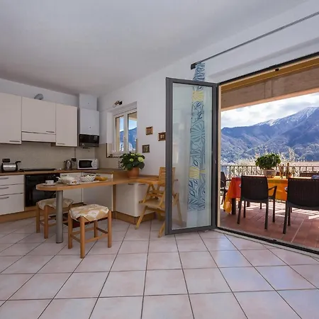 Apartmán Sleeps 7 *