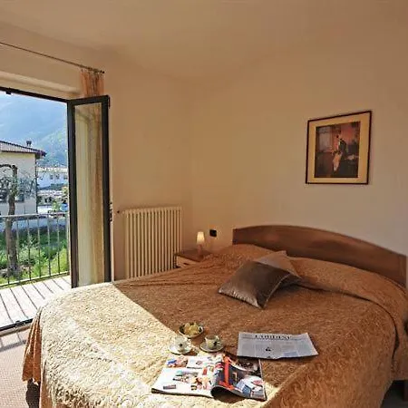 Apartmán Sleeps 7 *